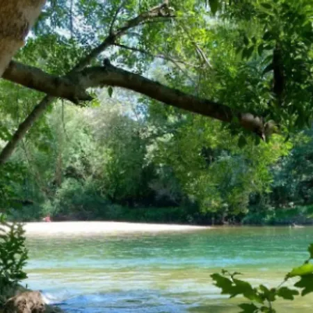 De Caractere Au Calme Au Milieu Des Vignes Avec Piscine Et Jaccuzi * Bagnols-sur-Cèze