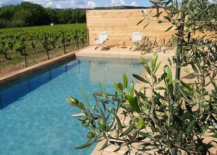 De Caractere Au Calme Au Milieu Des Vignes Avec Piscine Et Jaccuzi アパート バニョル・シュル・セズ